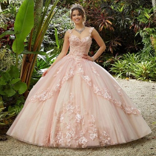 Abito rosa quinceanera