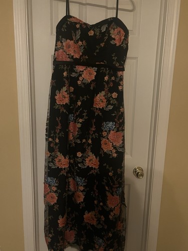 Maxi abito donna senza maniche